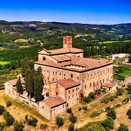 הוילה פיינצה Fattoria Monastero Sant'Anna In Camprena מראה חיצוני תמונה