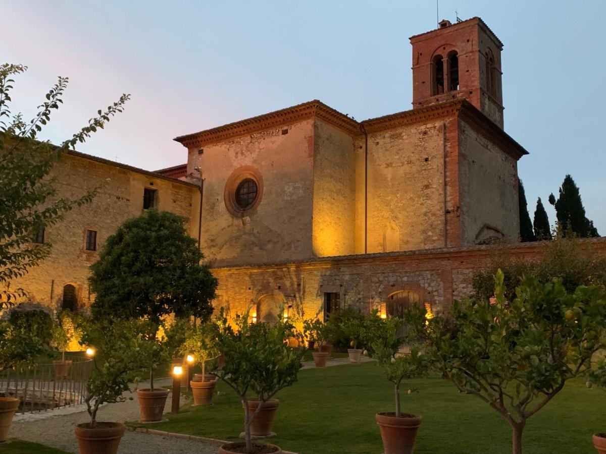 הוילה פיינצה Monastero Sant'Anna In Camprena מראה חיצוני תמונה