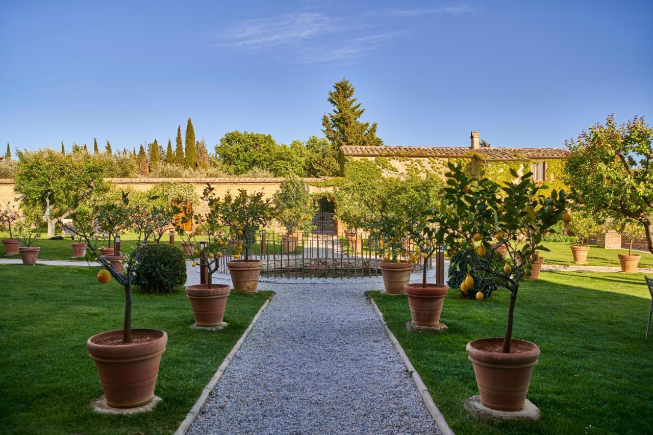 הוילה פיינצה Fattoria Monastero Sant'Anna In Camprena מראה חיצוני תמונה