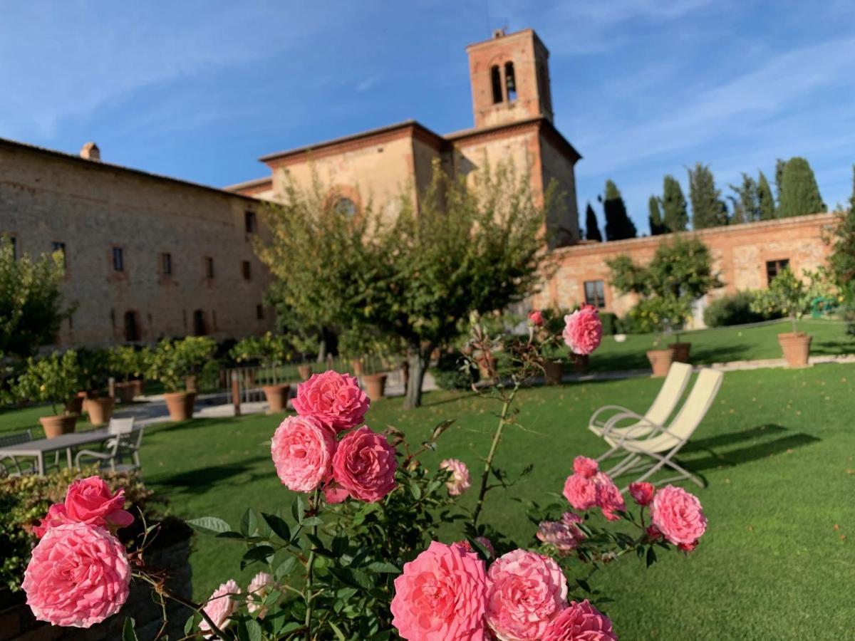הוילה פיינצה Monastero Sant'Anna In Camprena מראה חיצוני תמונה
