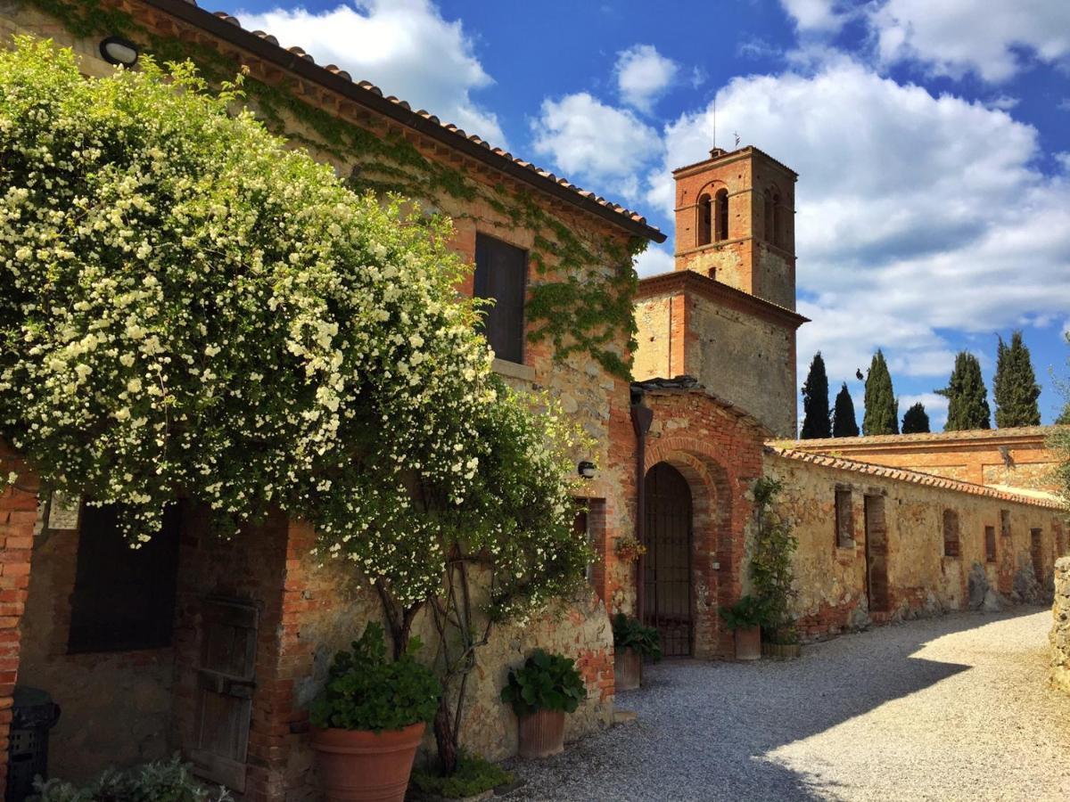 הוילה פיינצה Monastero Sant'Anna In Camprena מראה חיצוני תמונה