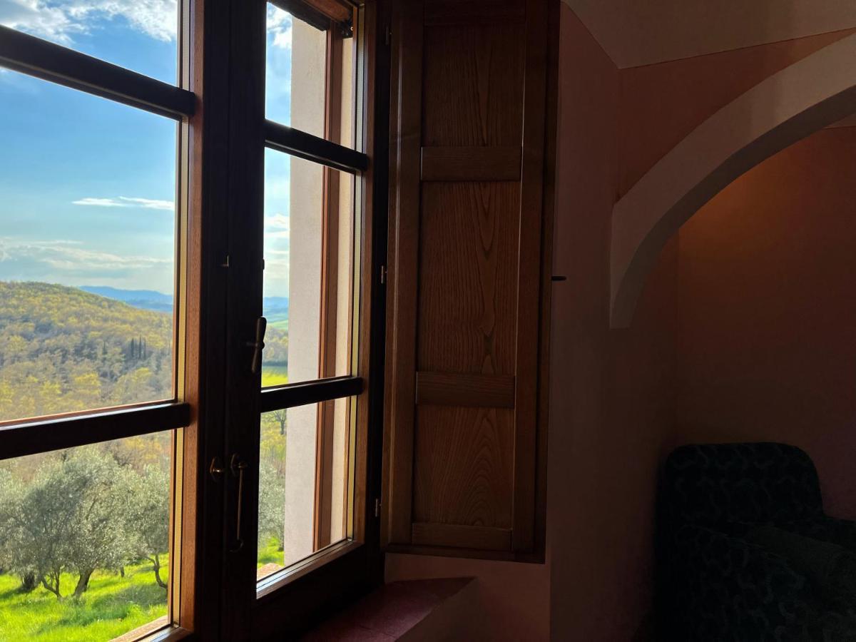 הוילה פיינצה Monastero Sant'Anna In Camprena מראה חיצוני תמונה