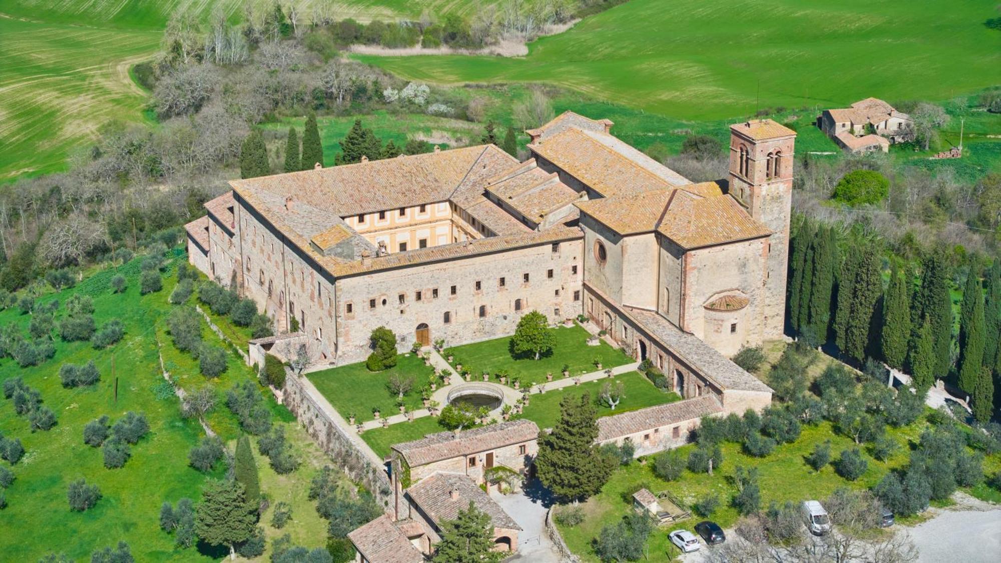 הוילה פיינצה Monastero Sant'Anna In Camprena מראה חיצוני תמונה