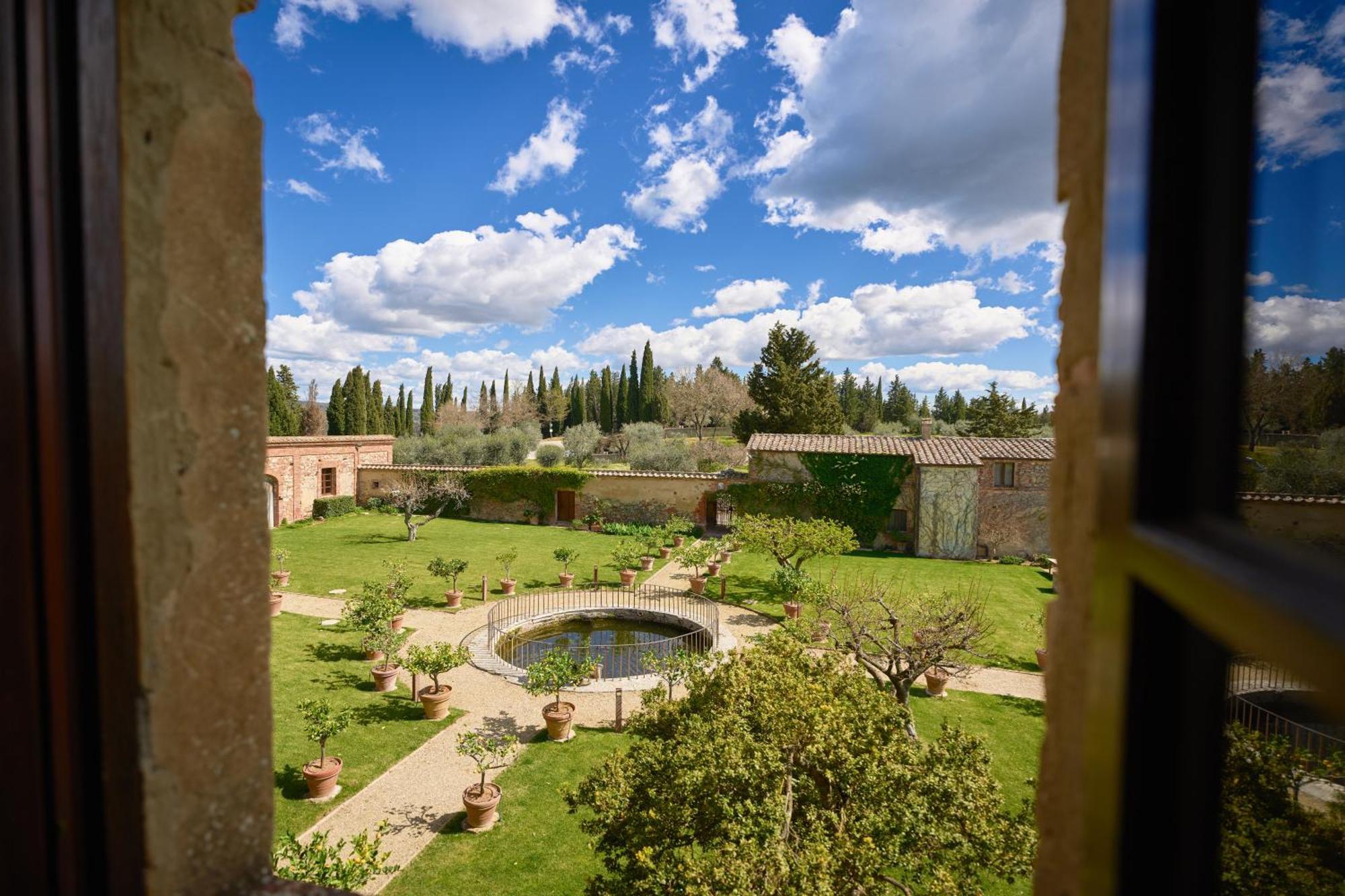 הוילה פיינצה Monastero Sant'Anna In Camprena מראה חיצוני תמונה